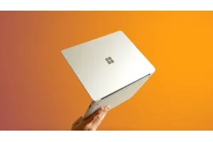 مقایسه سرفیس لپ تاپ 7 با سرفیس لپ تاپ 8